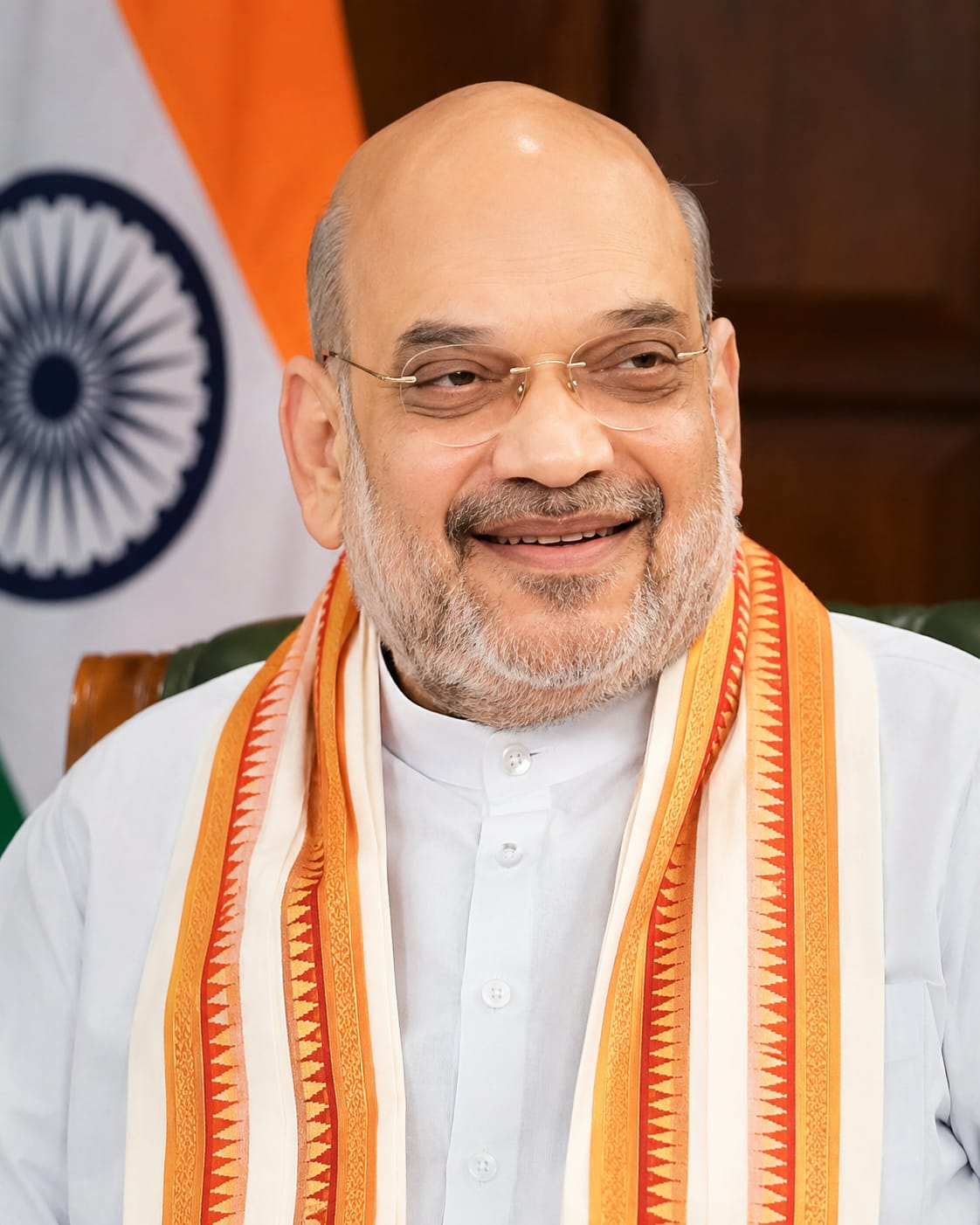 केंद्रीय गृह मंत्री अमित शाह और दिल्ली में गृह मंत्रालय के अधिकारियों की बैठक का विजुअल।