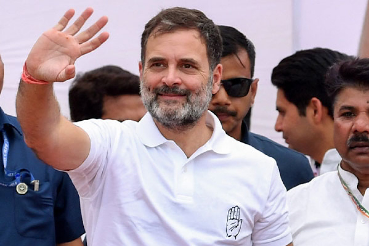 Rahul Gandhi addressing Congress workers and students during his Uttarakhand Visit in Dehradun ahead of the state assembly elections.