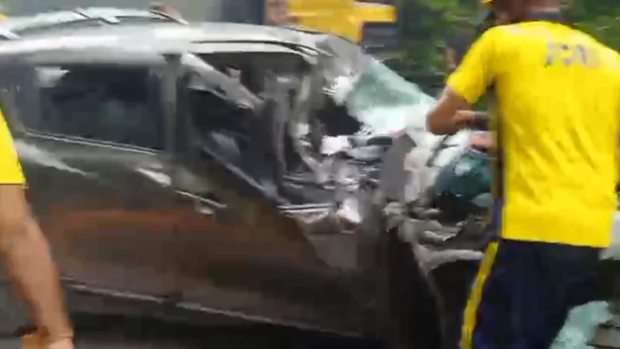 Rishikesh Malakunti Car Dumper Accident rescue operation by SDRF near Byasi