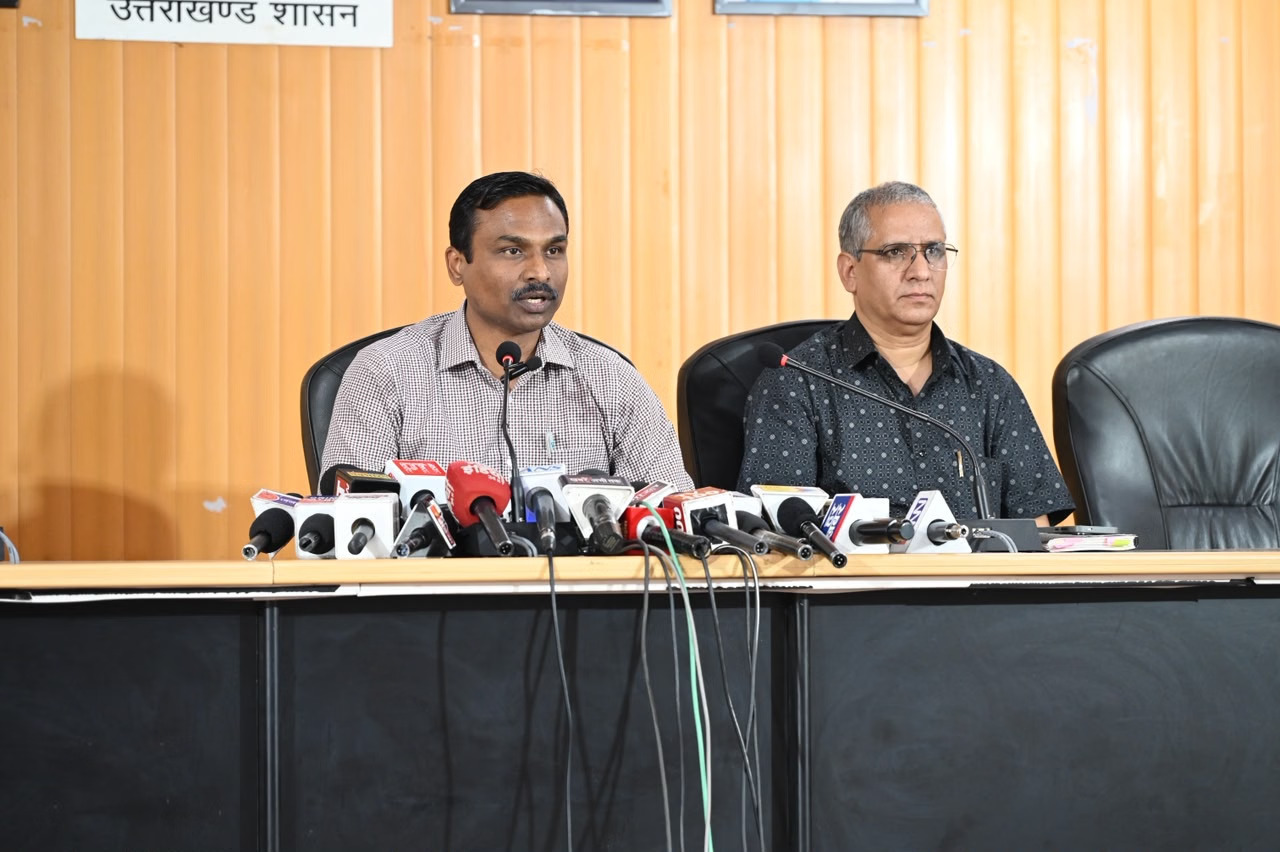 Uttarakhand IAS Transfer: Portfolios of six officials reshuffled; Vijay Jogdande assigned responsibility as Additional Secretary (Home).